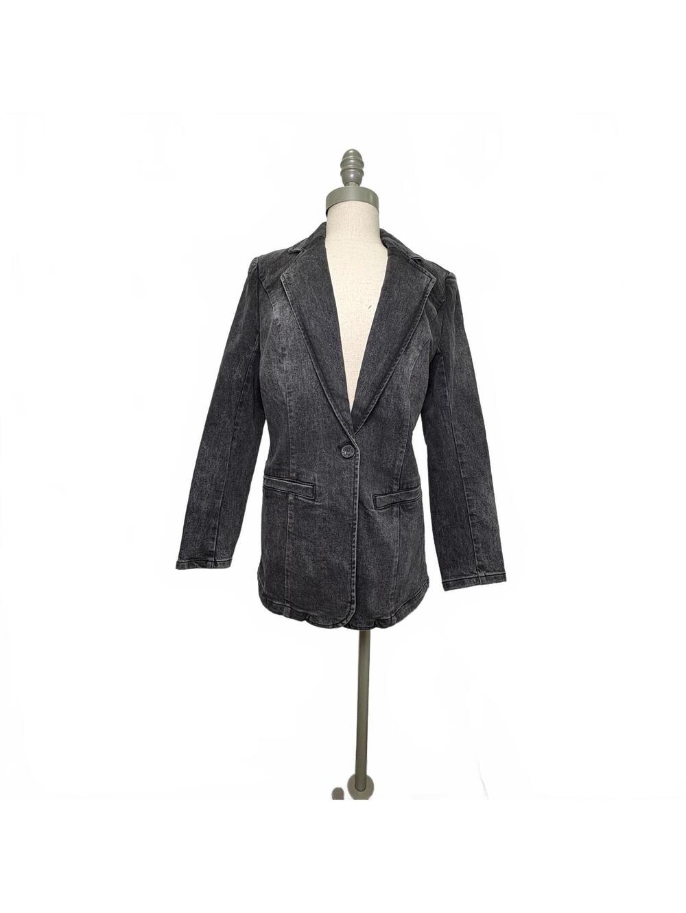Lndn Women's Black Denim Jacket New Without Tags Size Medium